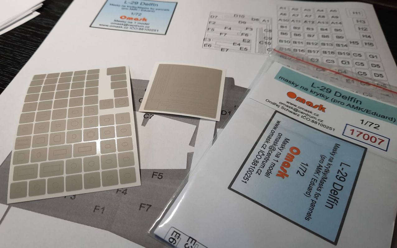 17007 1/72 L-29 Delfín masks for panels (for AMK/Eduard)