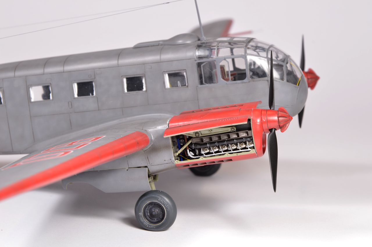34033 1/48 Siebel Si-204D OK-BZQ