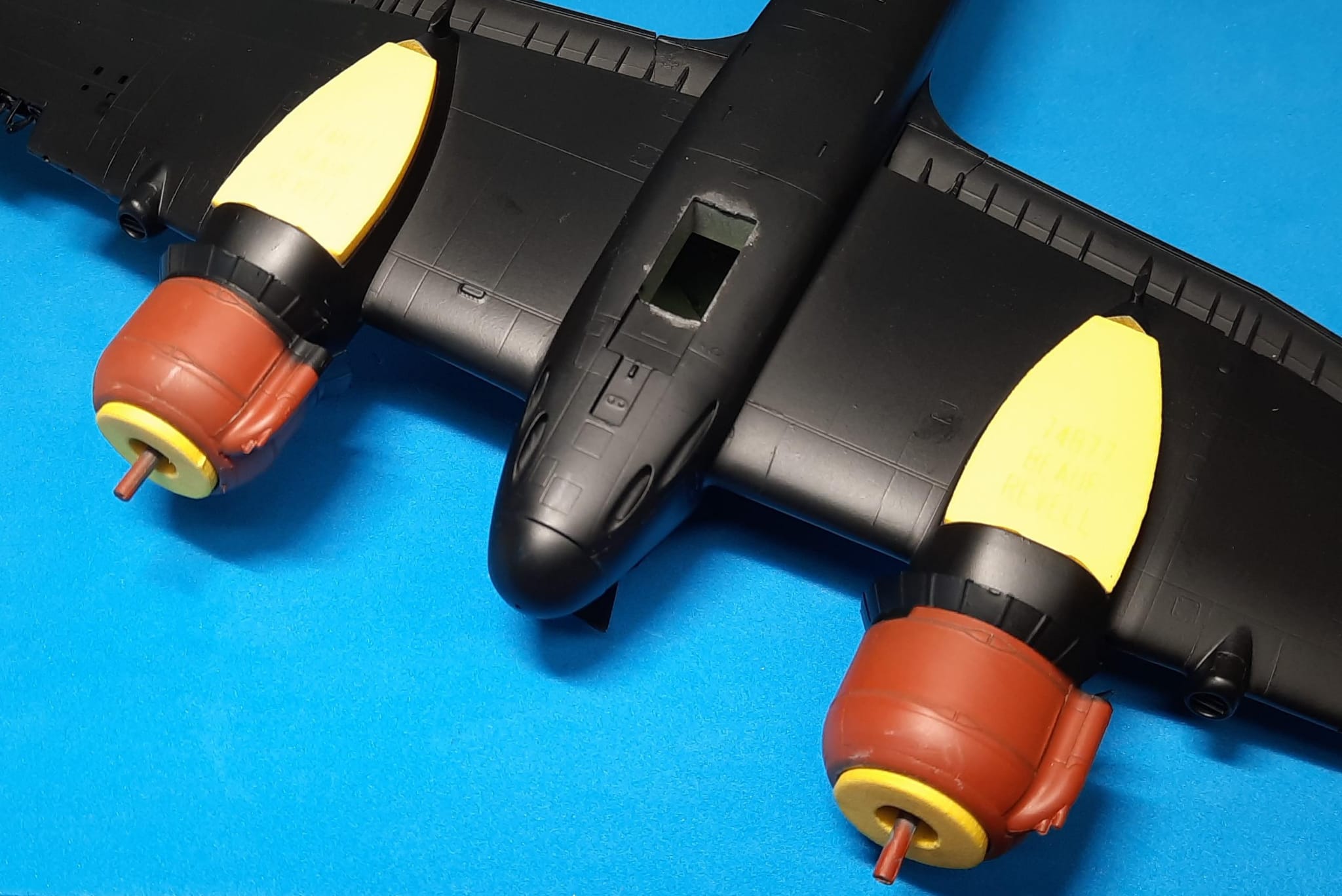 74877 1/48 Bristol Beaufighter wheel bay plugs (for Revell)