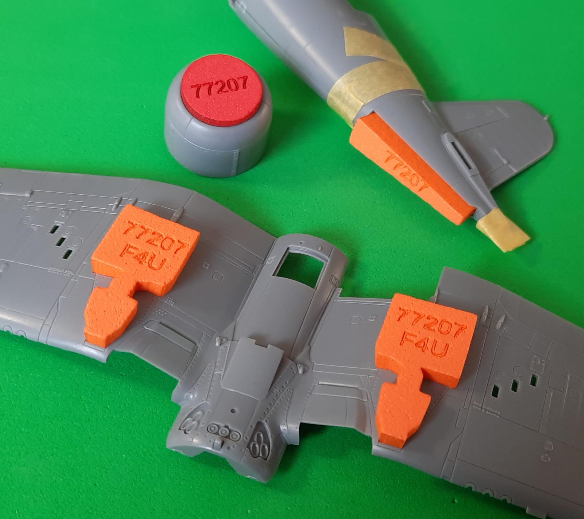 77207 1/72 F4U Corsair wheel bay plugs (for Tamiya)